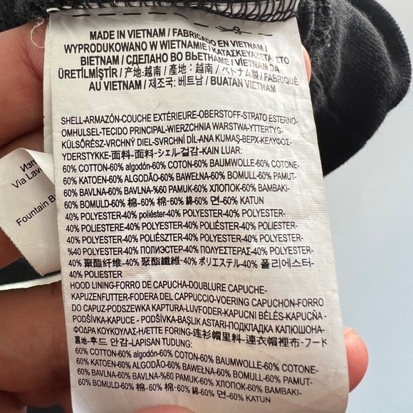 Vans Off The Wall Pullover Hoodie Black Size M Graphic Kangaroo Pocket Skate - Picture 7 of 9